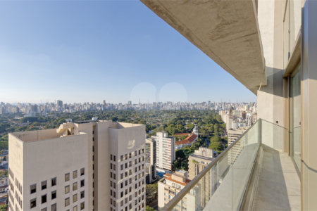 Cobertura à venda com 3 quartos, sendo 2 suítes, em Itaim Bibi, São Paulo, SP