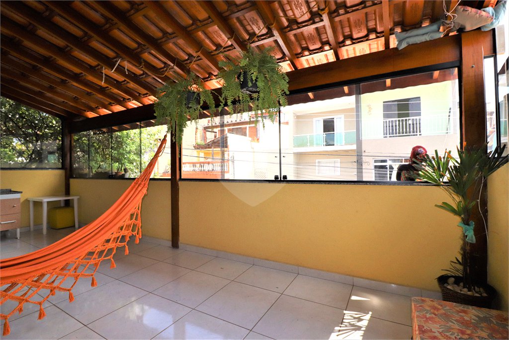 Sobrado à venda com 3 quartos, sendo 1 suíte,  no Brasilândia, São Paulo, SP