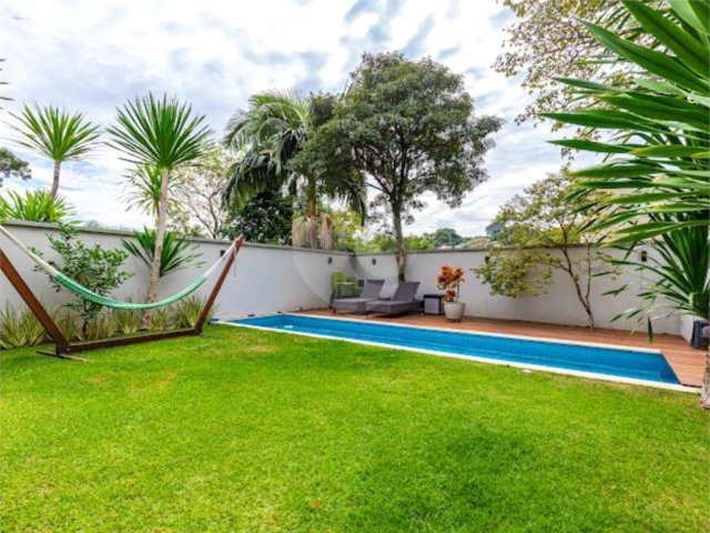 Casa à venda com 4 suítes no condomínio Premiere, São Paulo - SP