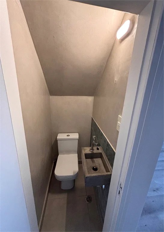 Casa de Vila à venda com 3 quartos, sendo 1 suíte, no condomínio Ministro Luiz Gallotti, São Paulo - SP