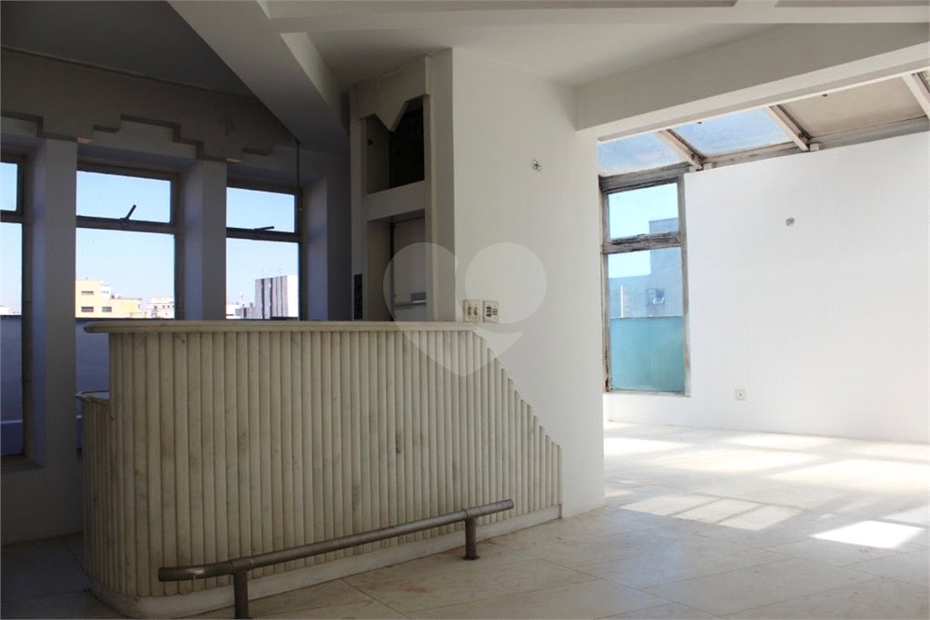 Triplex à venda com 5 quartos, sendo 3 suítes, em Santa Cecília, São Paulo, SP