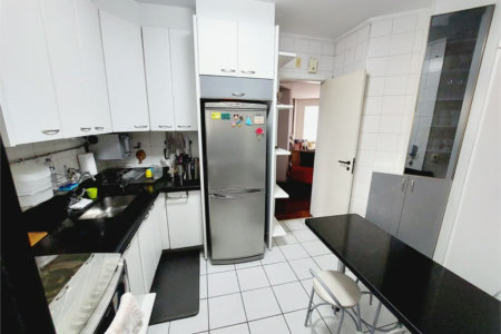 Apartamento à venda com 3 quartos, sendo 1 suíte,  em Alto da Lapa, São Paulo, SP