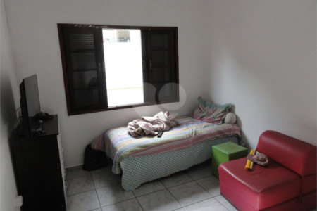 Sobrado à venda com 3 quartos em Água Fria, São Paulo, SP