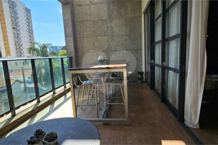 Apartamento à venda com 1 suíte em Vila Nova Conceição, São Paulo, SP