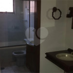Sobrado à venda com 6 quartos, sendo 3 suítes, em Jardim Refúgio, Sorocaba, SP