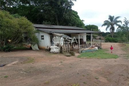 Sítio à venda com 2 quartos em Gramadão, São Miguel Arcanjo, SP