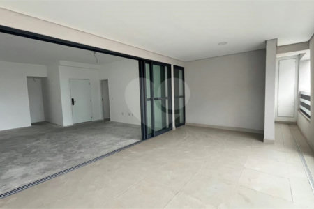 Apartamento à venda com 4 quartos, sendo 2 suítes, em Chácara Santo Antônio (zona Sul), São Paulo, SP