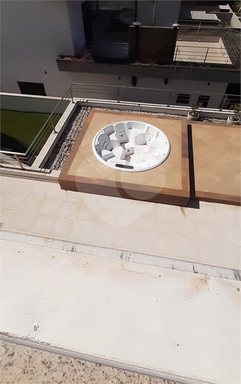 Casa à venda com 5 suítes em Tanque, Atibaia, SP