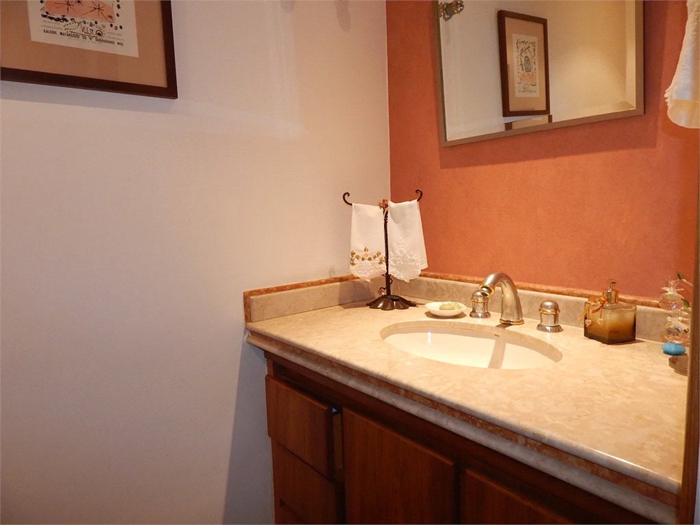 Apartamento à venda com 4 quartos, sendo 3 suítes, em Paraíso do Morumbi, São Paulo, SP