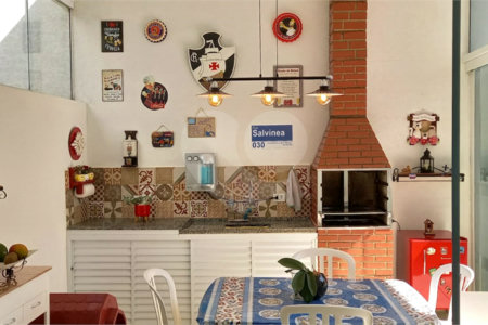 Casa à venda com 3 quartos, sendo 1 suíte, no condomínio Caruatinga, Atibaia - SP