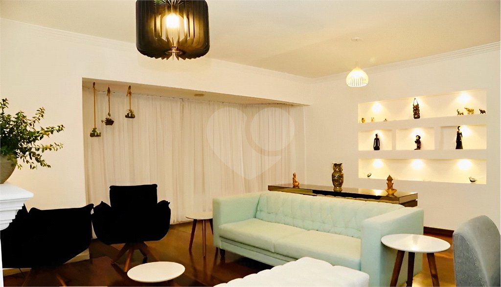 Apartamento à venda com 4 quartos, sendo 3 suítes,  em Real Parque, São Paulo, SP
