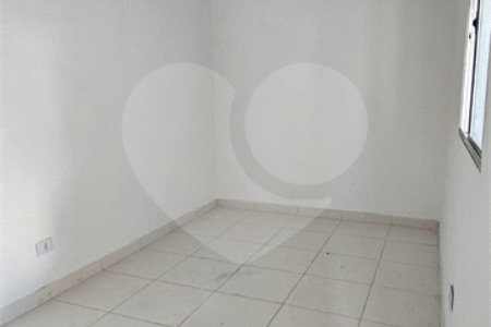 Sobrado à venda com 3 quartos, sendo 2 suítes, em Ferreira, São Paulo, SP