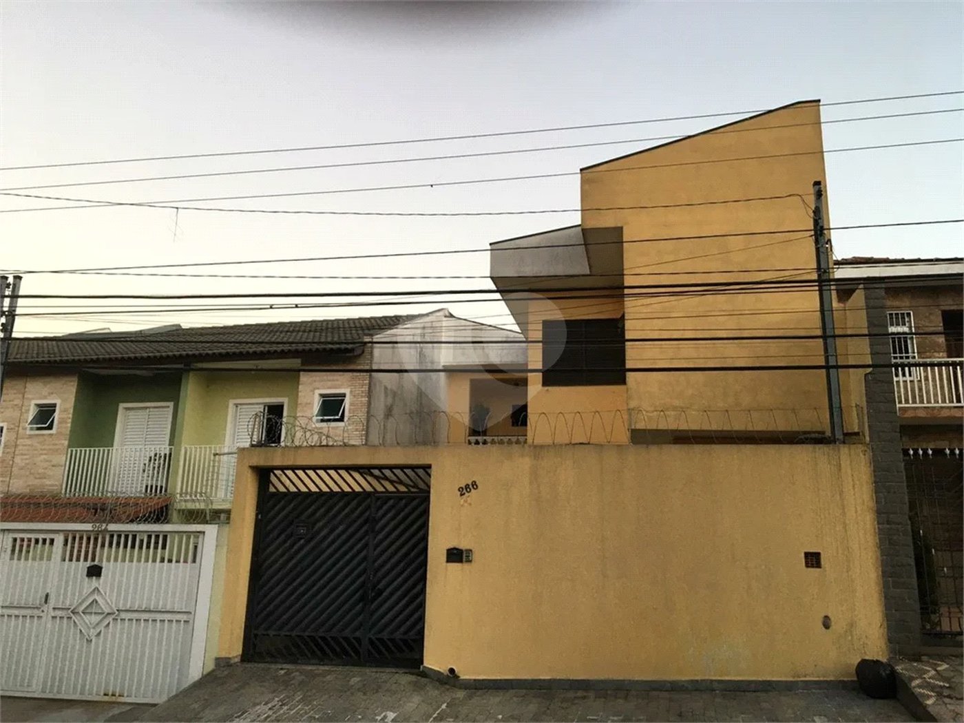 Casa com 112m² , 2 dormitórios , sendo 2 suítes , à venda no bairro da Penha.