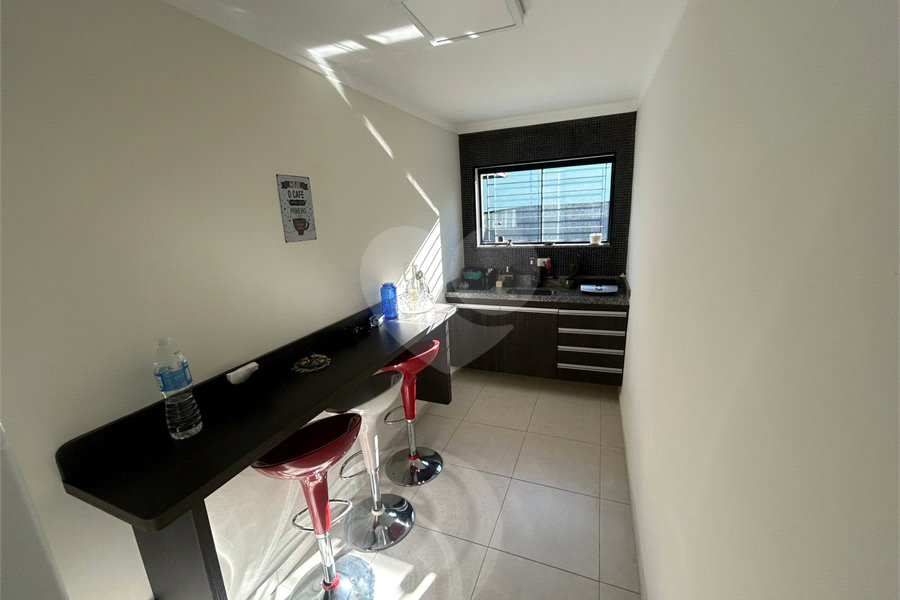 Sobrado à venda com 15 quartos, sendo 3 suítes, em Tucuruvi, São Paulo, SP