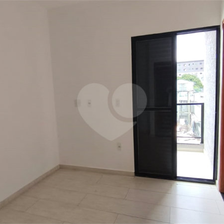 Casa à venda com 2 suítes no condomínio Residencial Paranaguá, São Paulo - SP