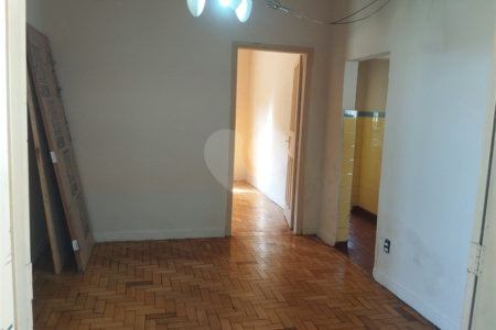 Casa Térrea à venda com 2 quartos em Vila Progresso, Araraquara, SP