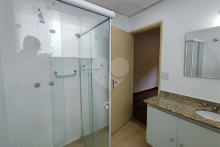 Casa para alugar com 4 quartos, sendo 2 suítes, no condomínio Comendador Elias Zarzur, São Paulo - SP