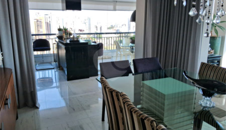 Apartamento à venda com 3 suítes em Vila Mariana, São Paulo, SP