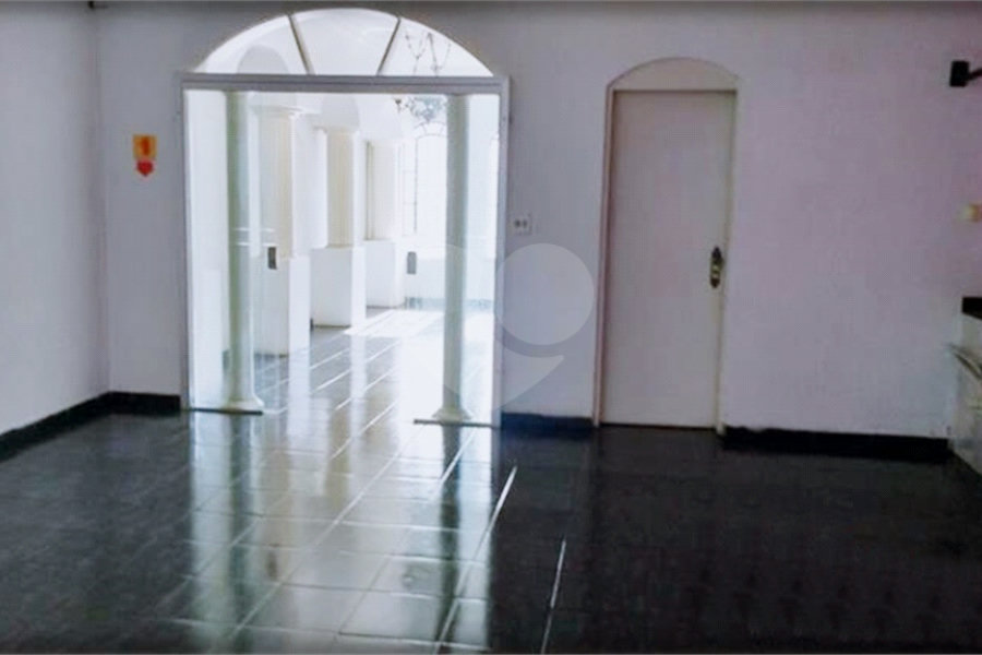 Casa à venda com 2 suítes no condomínio Conselheiro Moreira de Barros, São Paulo - SP