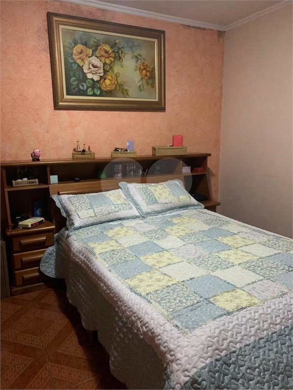 Sobrado à venda com 3 quartos, sendo 1 suíte,  em Vila Sabrina, São Paulo, SP