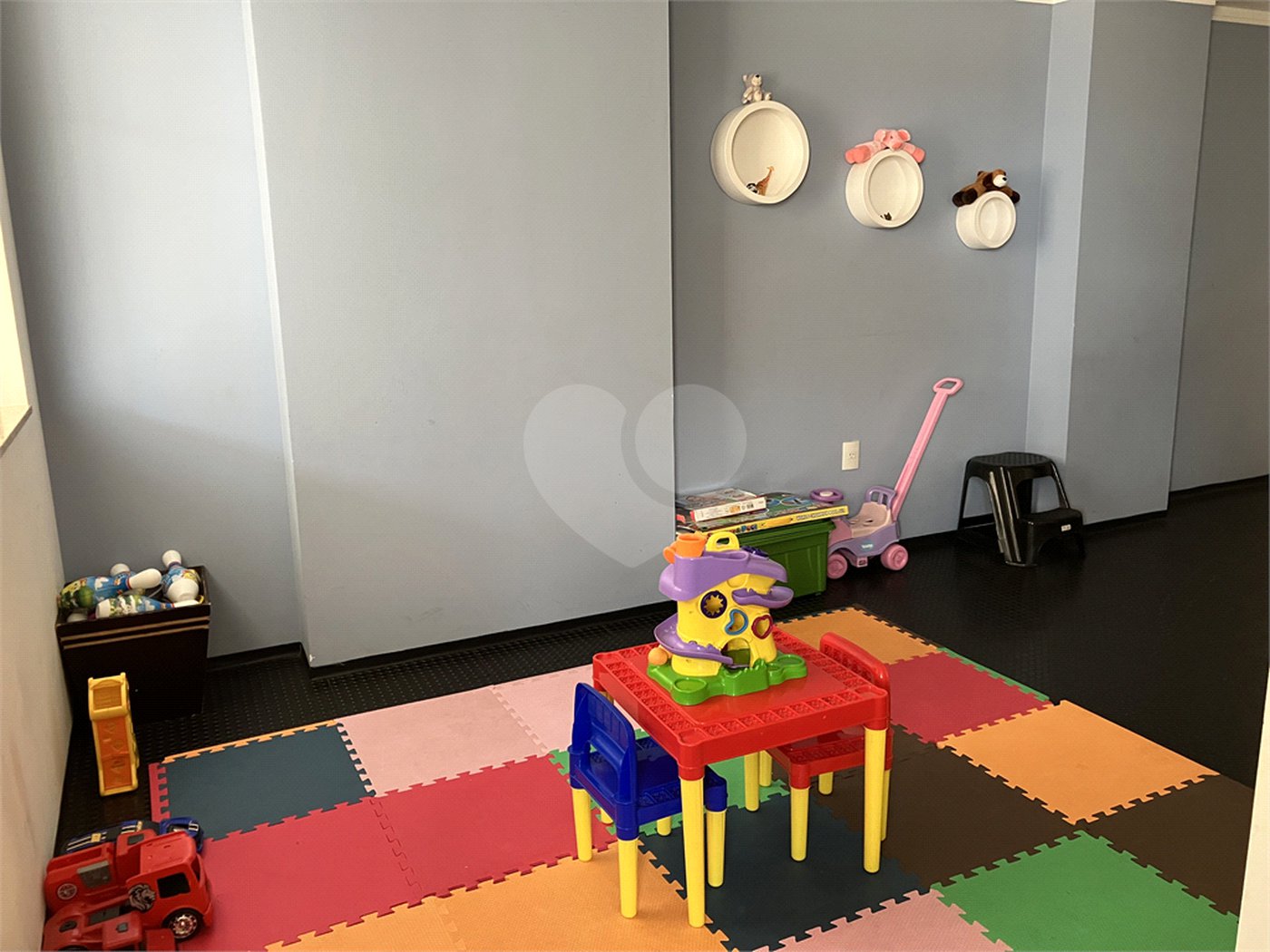 Apartamento à venda com 3 quartos, sendo 1 suíte, em Parque Campolim, Sorocaba, SP