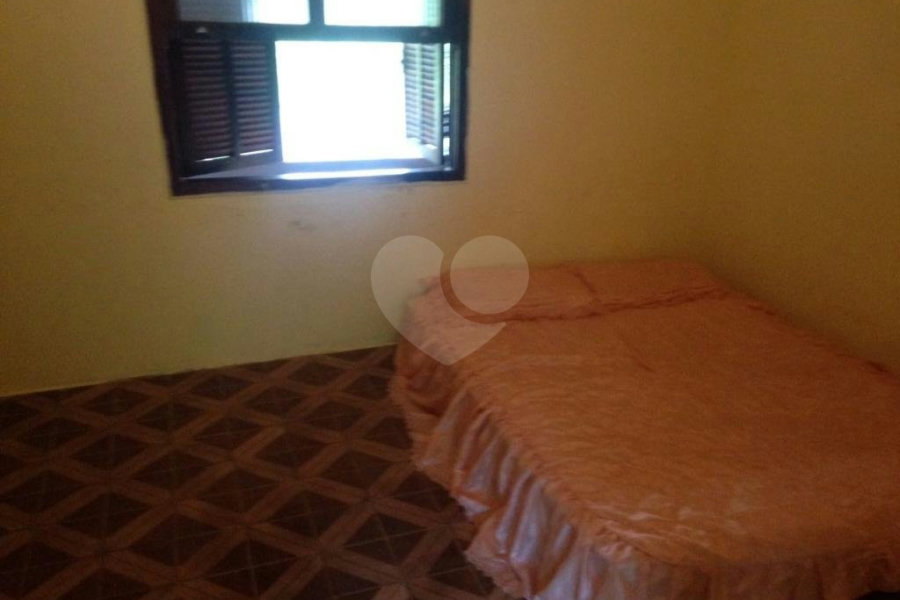 Casa à venda com 6 quartos, sendo 2 suítes,  em Roseira, Mairiporã, SP