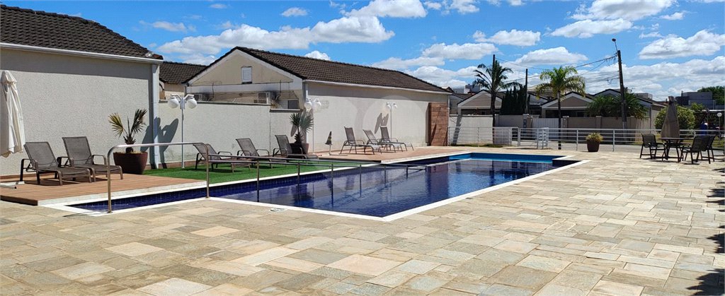 Casa à venda com 3 quartos, sendo 2 suítes,  no condomínio Villa Bella, Sorocaba - SP