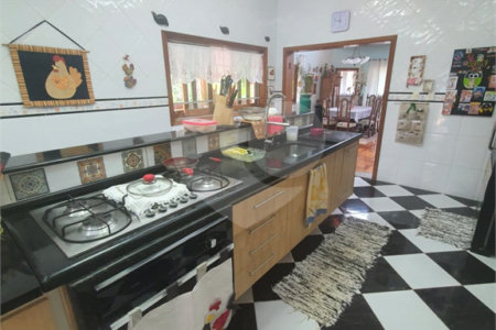 Casa à venda ou para alugar com 4 suítes em Vila Machado, Mairiporã, SP