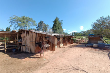 Chácara à venda com 2 suítes em Sorocamirim (canguera), São Roque, SP