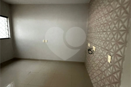 Casa à venda com 2 quartos em Jardim Ibirapuera, Ponta Porã, MS
