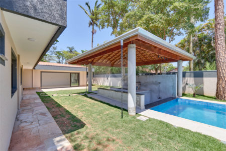 Casa Térrea à venda com 4 quartos, sendo 3 suítes, em Jardim Prudência, São Paulo, SP
