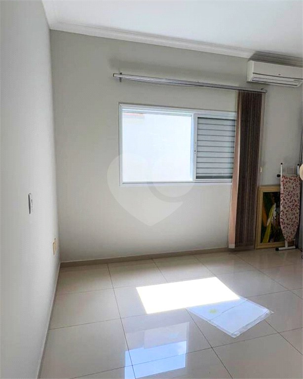Casa à venda com 2 quartos, sendo 1 suíte, no condomínio Portal Vale do Sol, Porto Feliz - SP