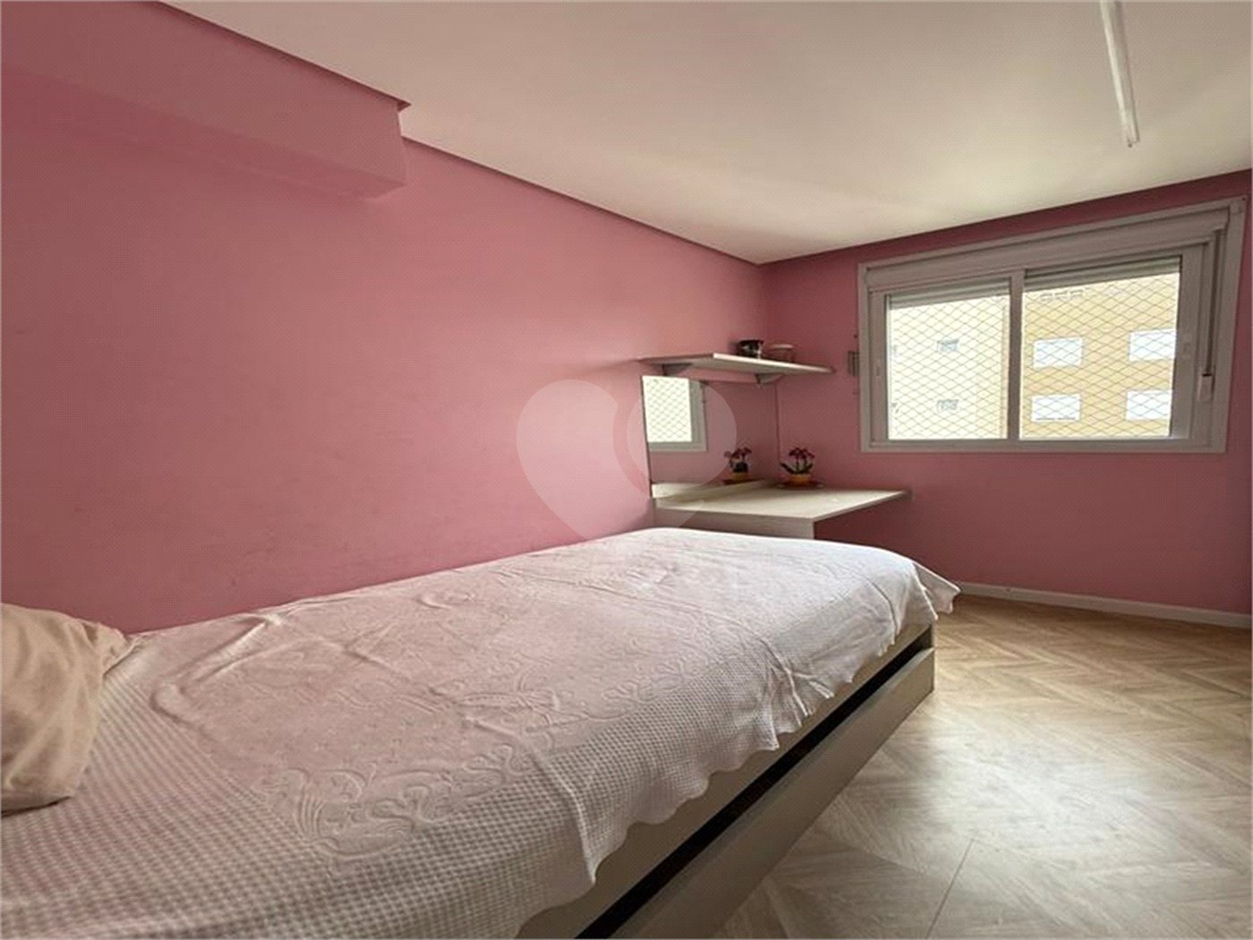 Apartamento à venda ou para alugar com 3 quartos, sendo 1 suíte, em Vila Andrade, São Paulo, SP