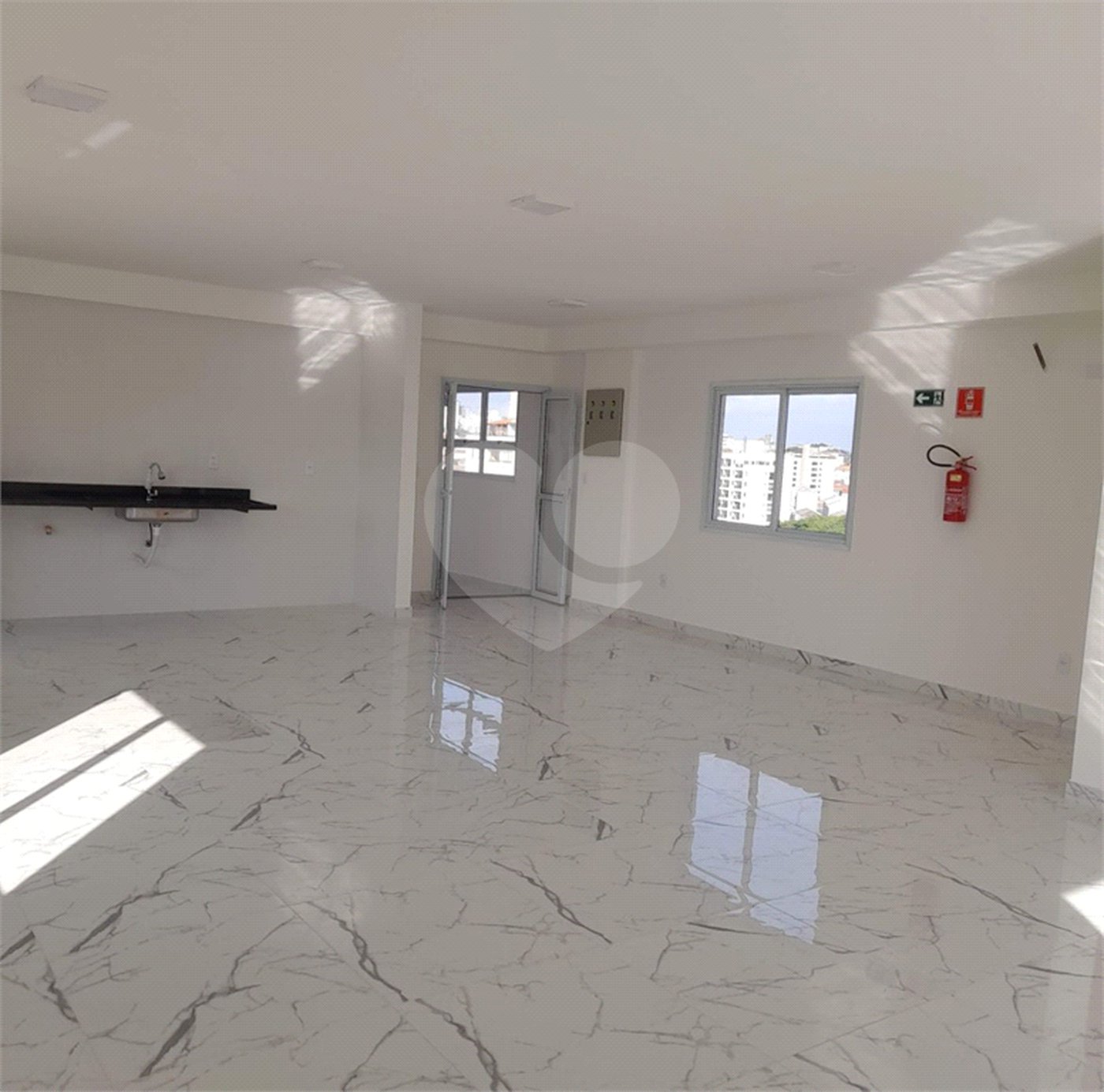 Apartamento à venda com 2 quartos em Parada Inglesa, São Paulo, SP