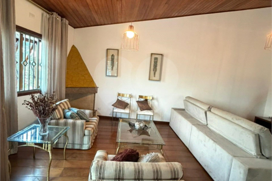 Casa à venda com 4 quartos, sendo 3 suítes, em Tremembé, São Paulo, SP