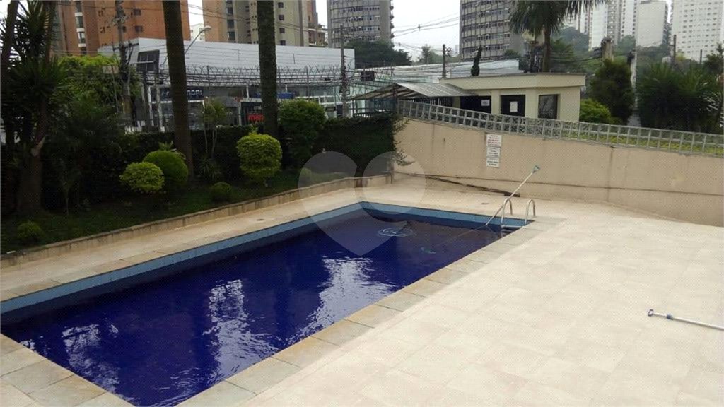 Cobertura à venda com 2 quartos, sendo 1 suíte,  em Vila Andrade, São Paulo, SP