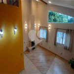 Casa à venda com 3 quartos, sendo 1 suíte, no condomínio Jardim da Montanha I, Mairiporã - SP