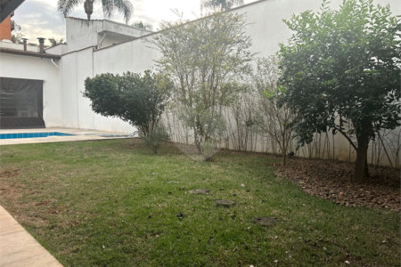 Casa Térrea à venda com 3 suítes em Alto da Boa Vista, São Paulo, SP