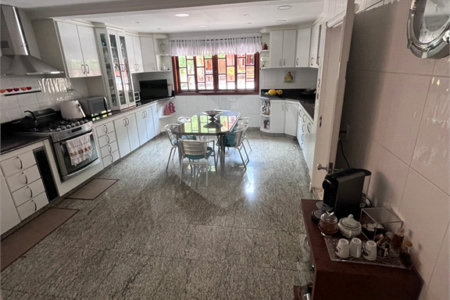 Casa à venda com 4 suítes em City América, São Paulo, SP