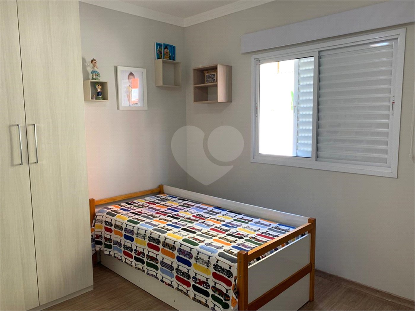Sobrado à venda com 3 quartos, sendo 1 suíte,  em Vila Gumercindo, São Paulo, SP