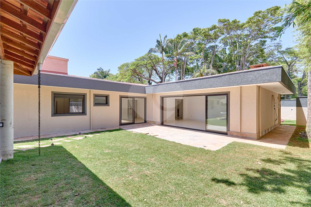 Casa Térrea à venda com 4 quartos, sendo 3 suítes, em Jardim Prudência, São Paulo, SP