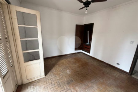 Sobrado à venda com 3 quartos em Jardim Trussardi, São Paulo, SP