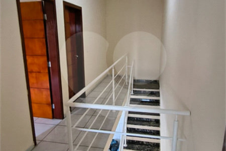 Casa à venda com 3 quartos em Santa Cândida, Vinhedo, SP