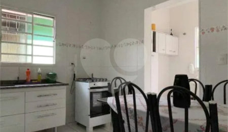 Casa em condomínio à venda com 3 quartos, sendo 2 suítes,  no Centro, Bom Jesus dos Perdões, SP