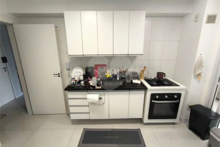 Apartamento à venda com 3 quartos, sendo 1 suíte,  em Jardim Vazani, São Paulo, SP