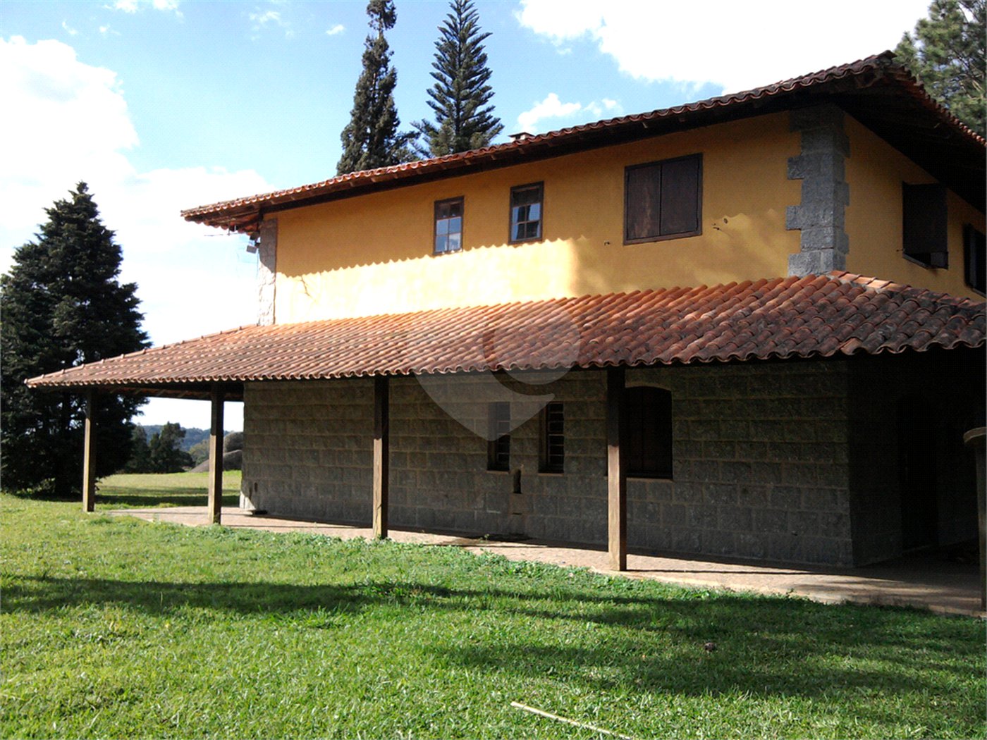 Casa à venda no Pico do Olho D'água em Mairiporã