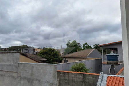 Casa à venda com 2 quartos no condomínio Residencial Cristal Lll, Mogi das Cruzes - SP