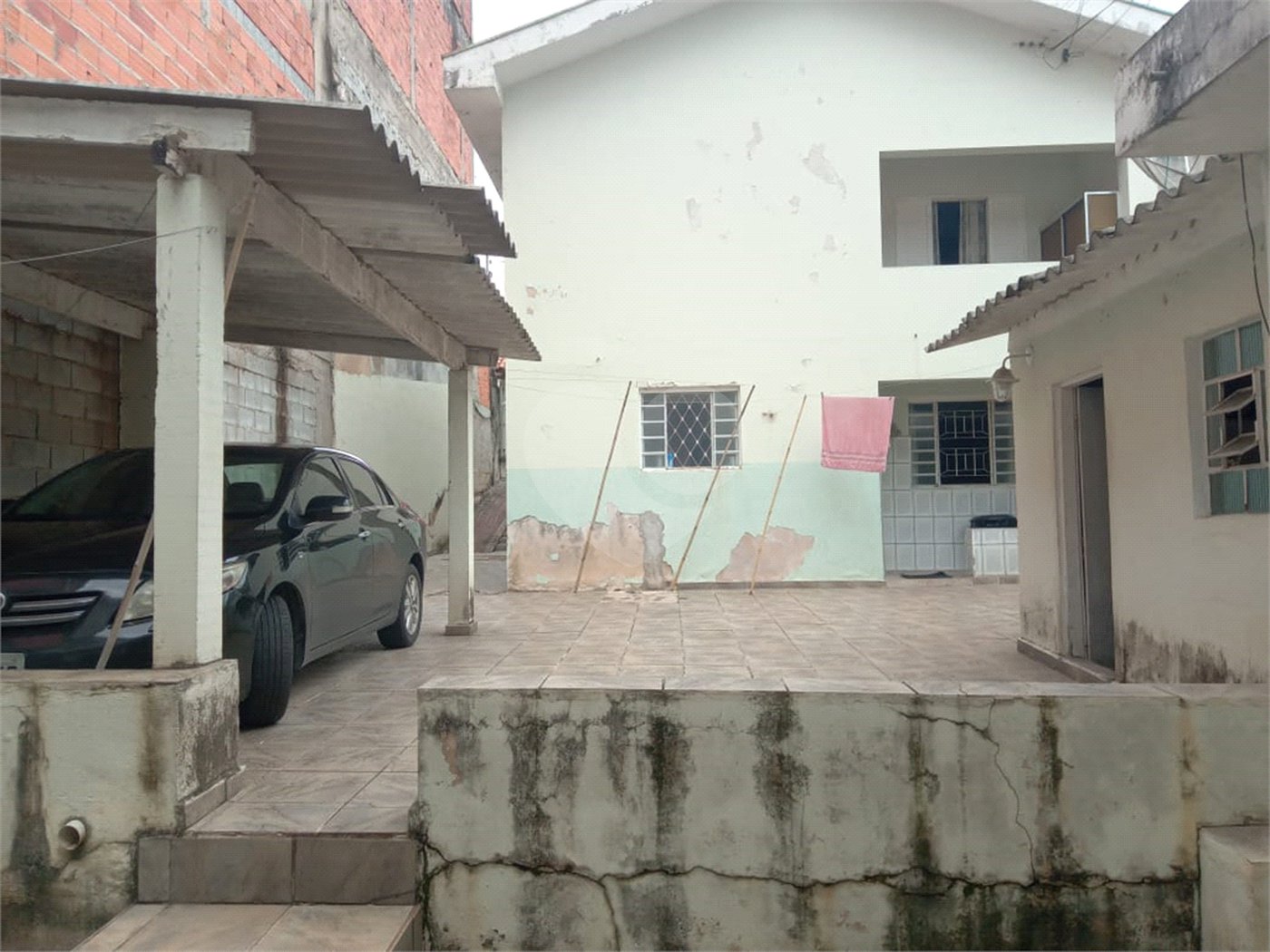 Casa à venda com 4 quartos, sendo 1 suíte, no Centro, Mairiporã, SP