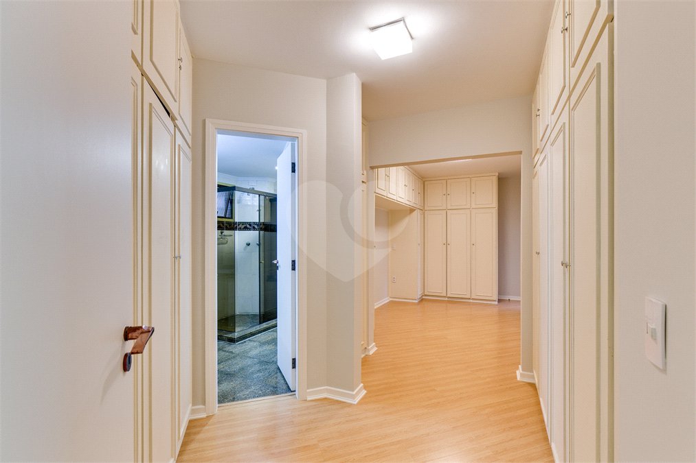 Apartamento à venda com 3 suítes em Granja Julieta, São Paulo, SP
