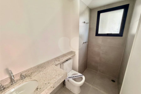 Apartamento à venda com 4 quartos, sendo 3 suítes, em Água Branca, São Paulo, SP